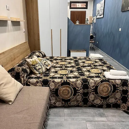 Mary House * Catania