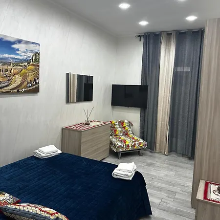 Mary House * Catania