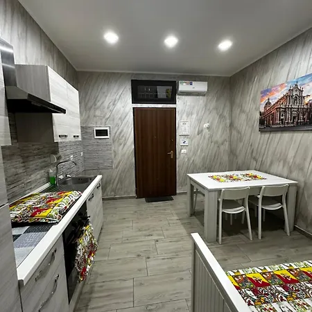 Mary House * Catania